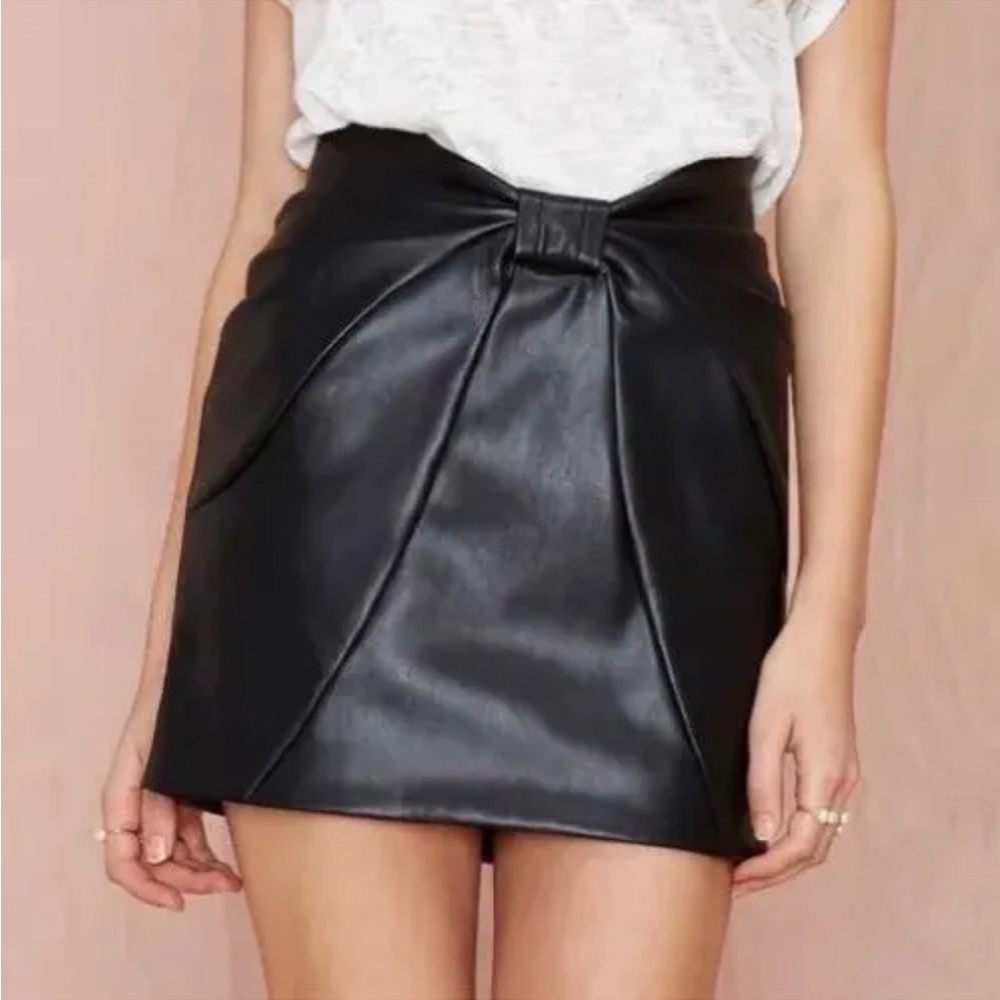 Nasty Gal Black Ready or Knot Faux Leather Skirt Size S